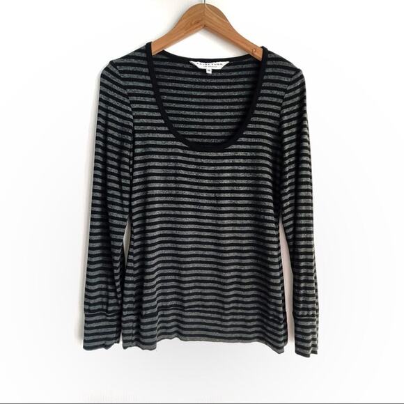 Trina Turk long sleeve scoop neckline striped shirt sz M grey and black stripes - Picture 1 of 7